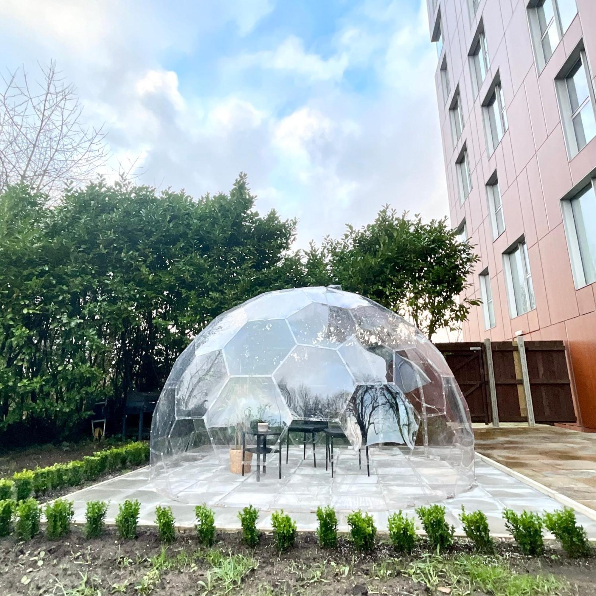 Private Garden Apartment With Geodome Manchester Dış mekan fotoğraf